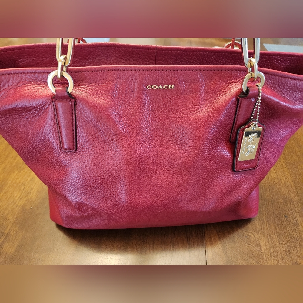 Coach Pebbled Leather Tote in Berry Pink/Dark Red with Gold Hardware - Picture 2 of 12
